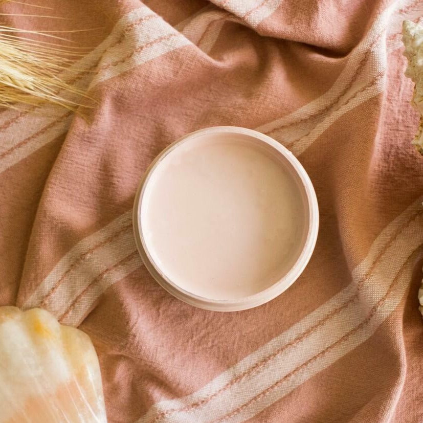 Dixie Belle Silk - Conch