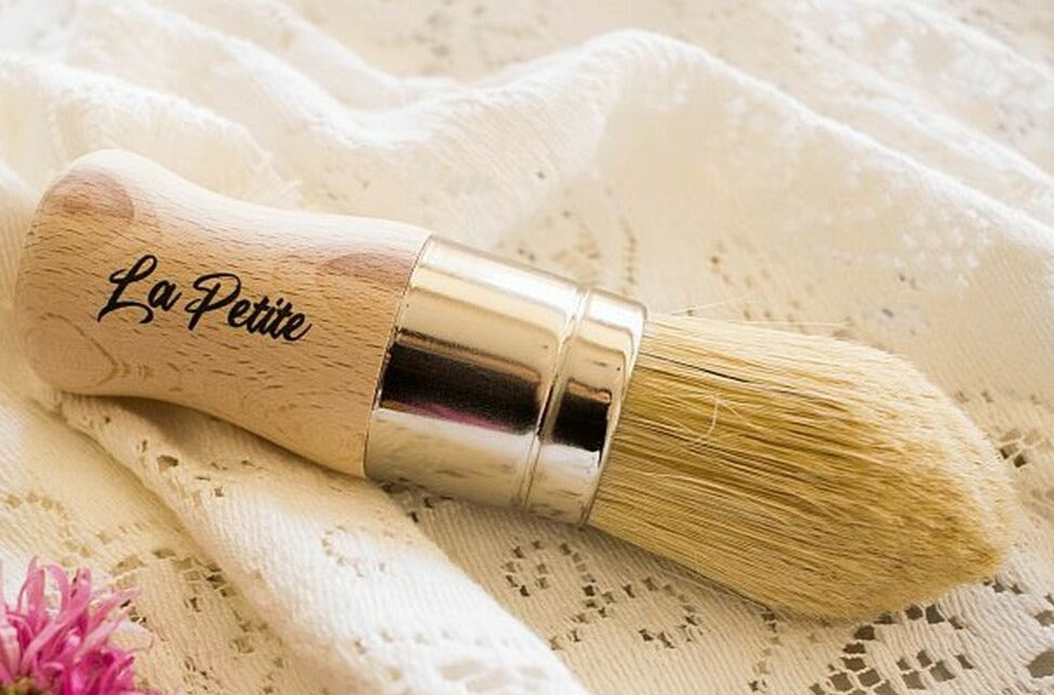 Dixie Belle - La Petite Brush