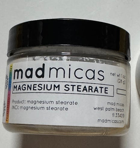 Jar of Mad Micas magnesium stearate white powder additive, 1 oz