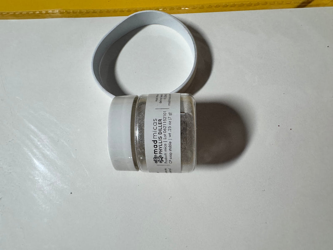 Clear screw-top jar of Mad Micas Phyllis Diller silvery-white sparkle mica, 1/4 oz