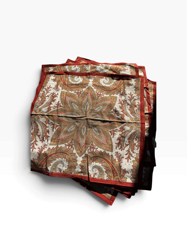 Lot 19 – Maison d'Hermine Paisley Cotton Napkins with Rust Border, Set