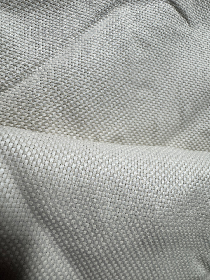 Lot 112 - Ivory Basket Weave Textured Dinner Napkin Set