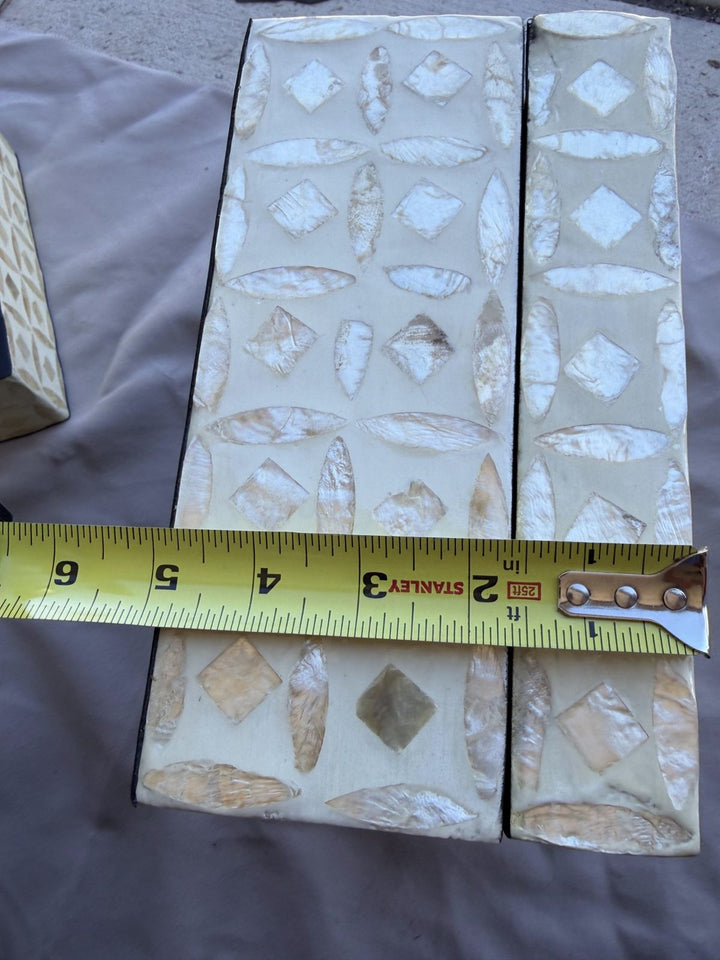 Lot 66 – Mother-of-Pearl Capiz Inlay Decorative Boxes, Set of 4