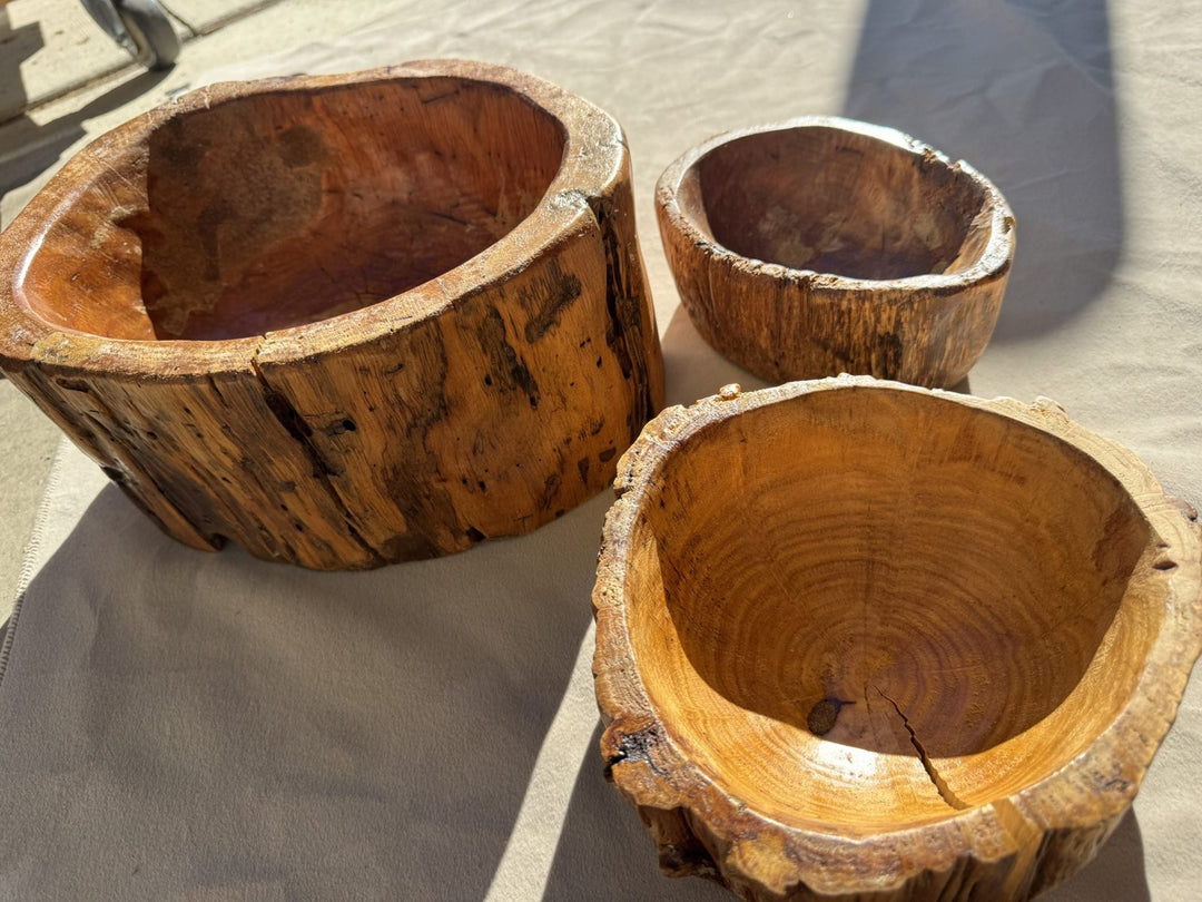 Lot 28 – Hand-Carved Rustic Teak Root Live-Edge Bowls, Set of 3