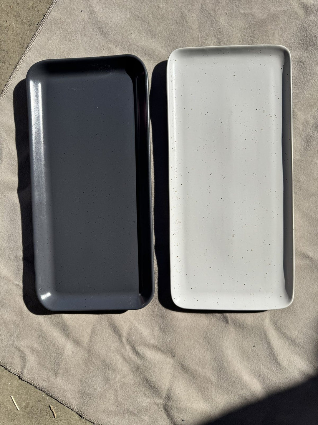 Lot 39 – Rectangular Stoneware Serving Platters, Set of 2