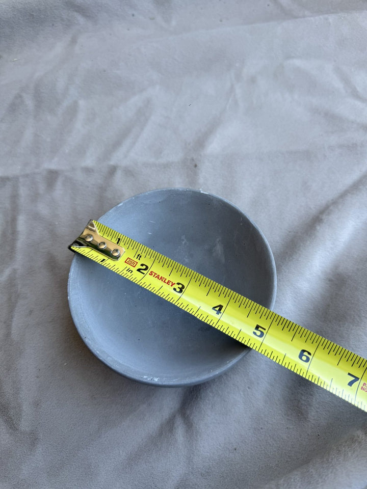 Lot 73 – Small Gray Ceramic Bowl, 6 in